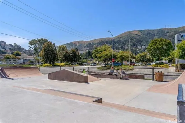 $798,000 | 129 Alvarado Street, Brisbane, CA 94005