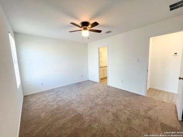 $1,550 | 9811 Sanborn Grist, San Antonio, TX 78254