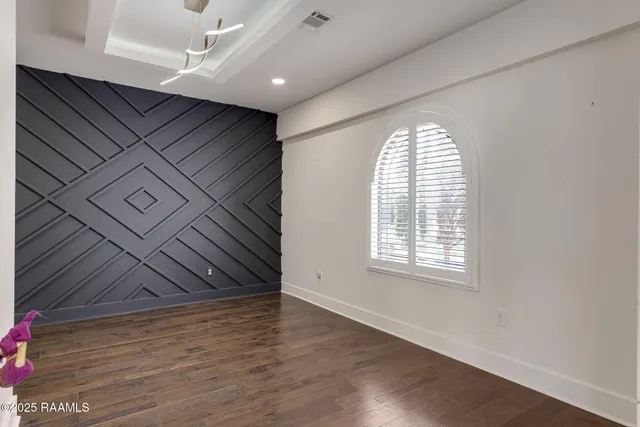 $980,000 | 223 Beverly Drive, Lafayette, LA 70503