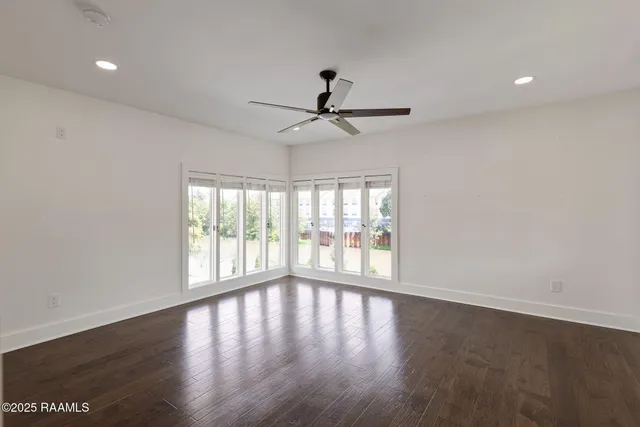 $980,000 | 223 Beverly Drive, Lafayette, LA 70503