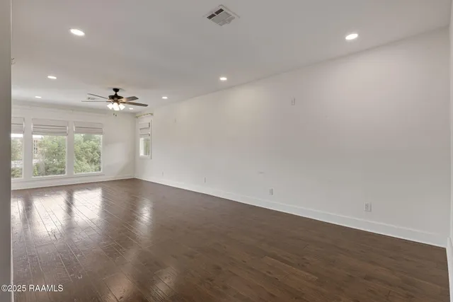 $980,000 | 223 Beverly Drive, Lafayette, LA 70503