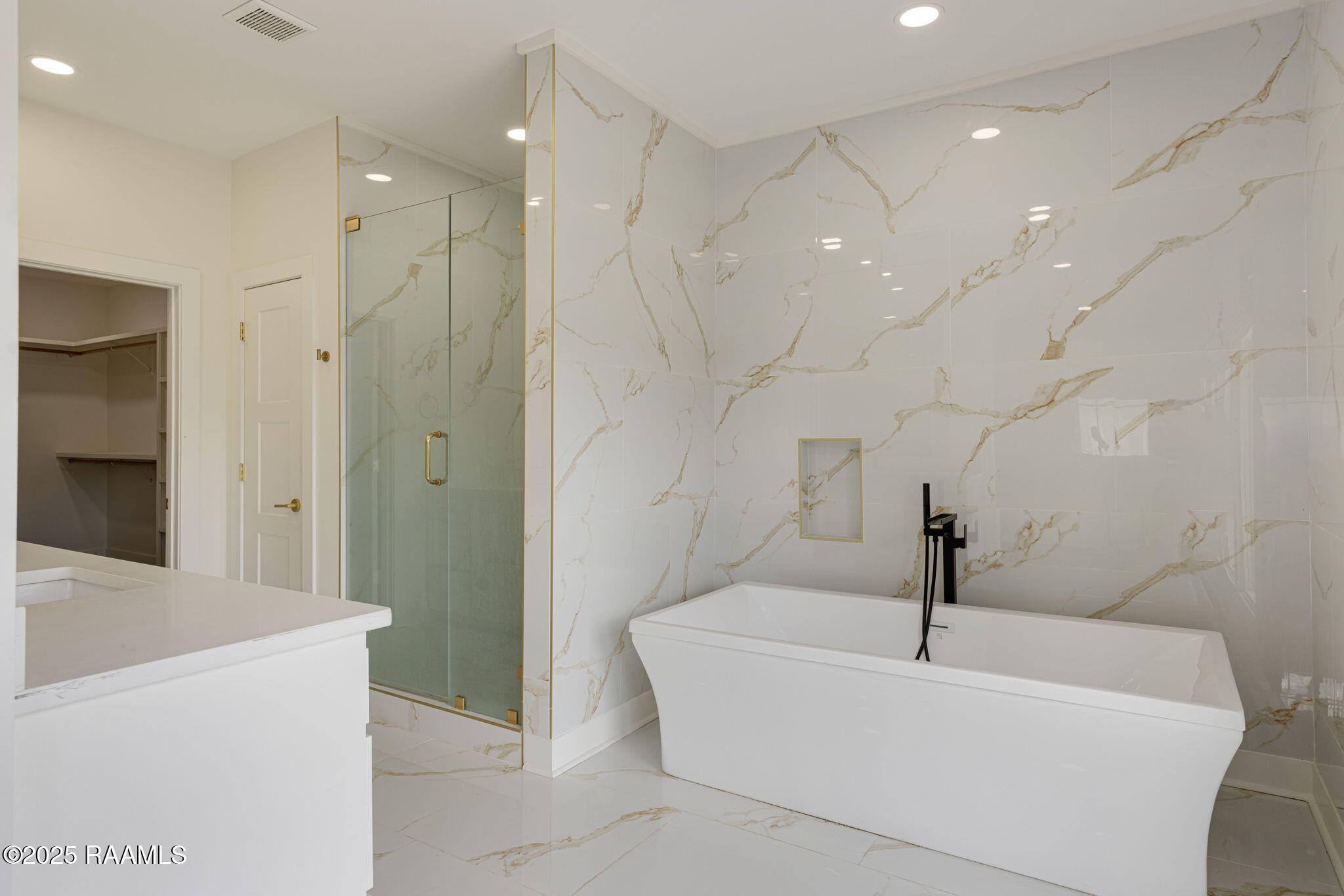 223 Beverly Drive Lafayette, LA 70503 - Photo 34 of 50 34-web-or-mls-223 Beverly Dr-34