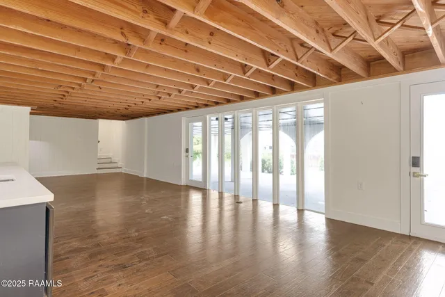 $980,000 | 223 Beverly Drive, Lafayette, LA 70503