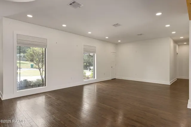 $980,000 | 223 Beverly Drive, Lafayette, LA 70503