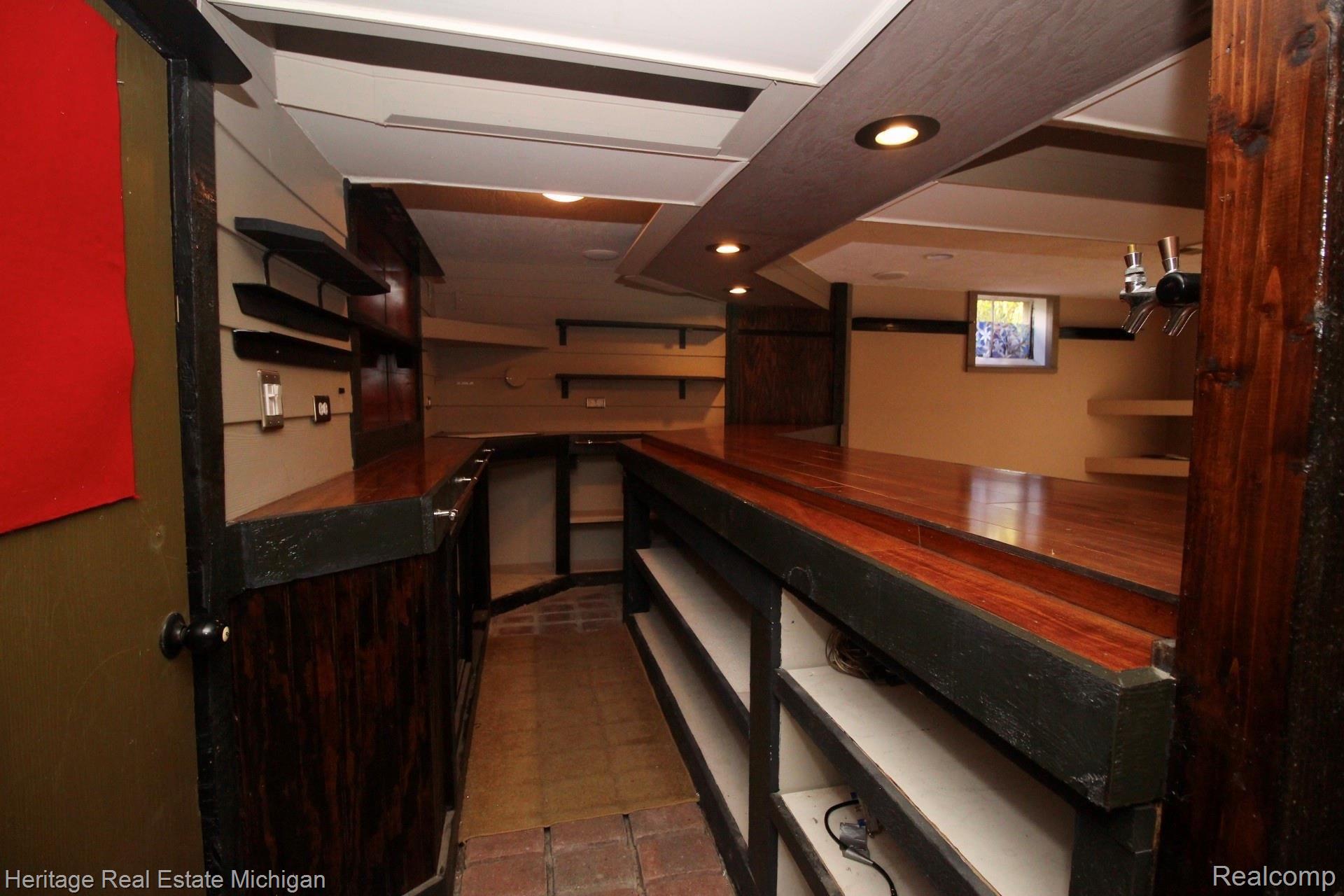 12701 Byron Road Byron, MI 48418 - Photo 31 of 54 Basement bar