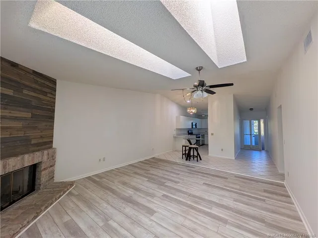 $2,200 | 8291 Southeast Croft Circle, Unit M8, Hobe Sound, FL 33455