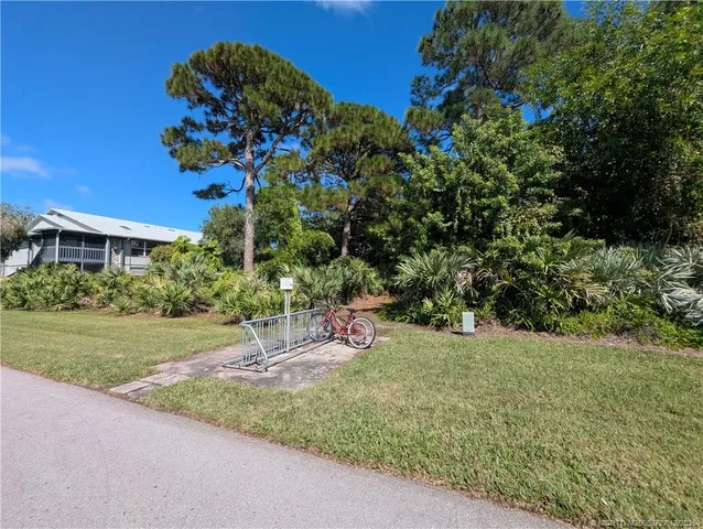 $2,200 | 8291 Southeast Croft Circle, Unit M8, Hobe Sound, FL 33455