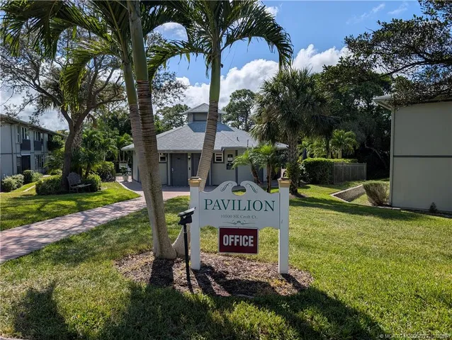 $2,200 | 8291 Southeast Croft Circle, Unit M8, Hobe Sound, FL 33455