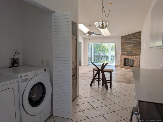 $2,200 | 8291 Southeast Croft Circle, Unit M8, Hobe Sound, FL 33455