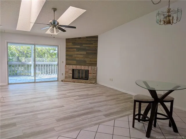 $2,200 | 8291 Southeast Croft Circle, Unit M8, Hobe Sound, FL 33455