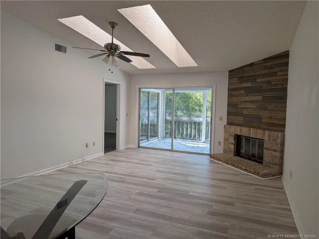 $2,200 | 8291 Southeast Croft Circle, Unit M8, Hobe Sound, FL 33455