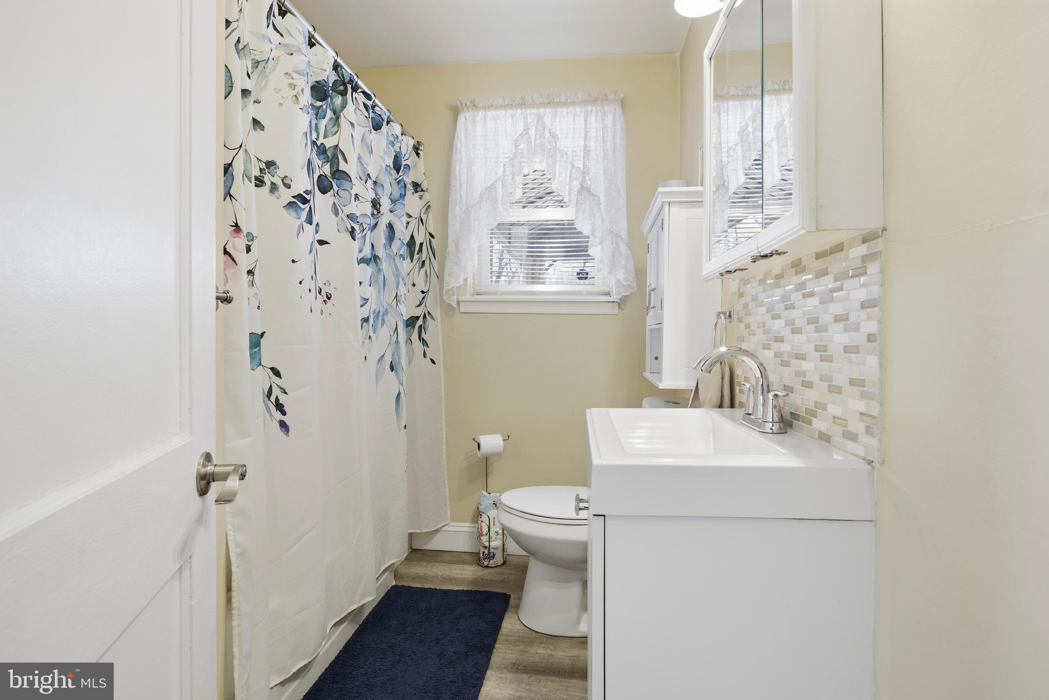 1365 Valley Road Woodlyn, PA 19094 - Photo 12 of 32