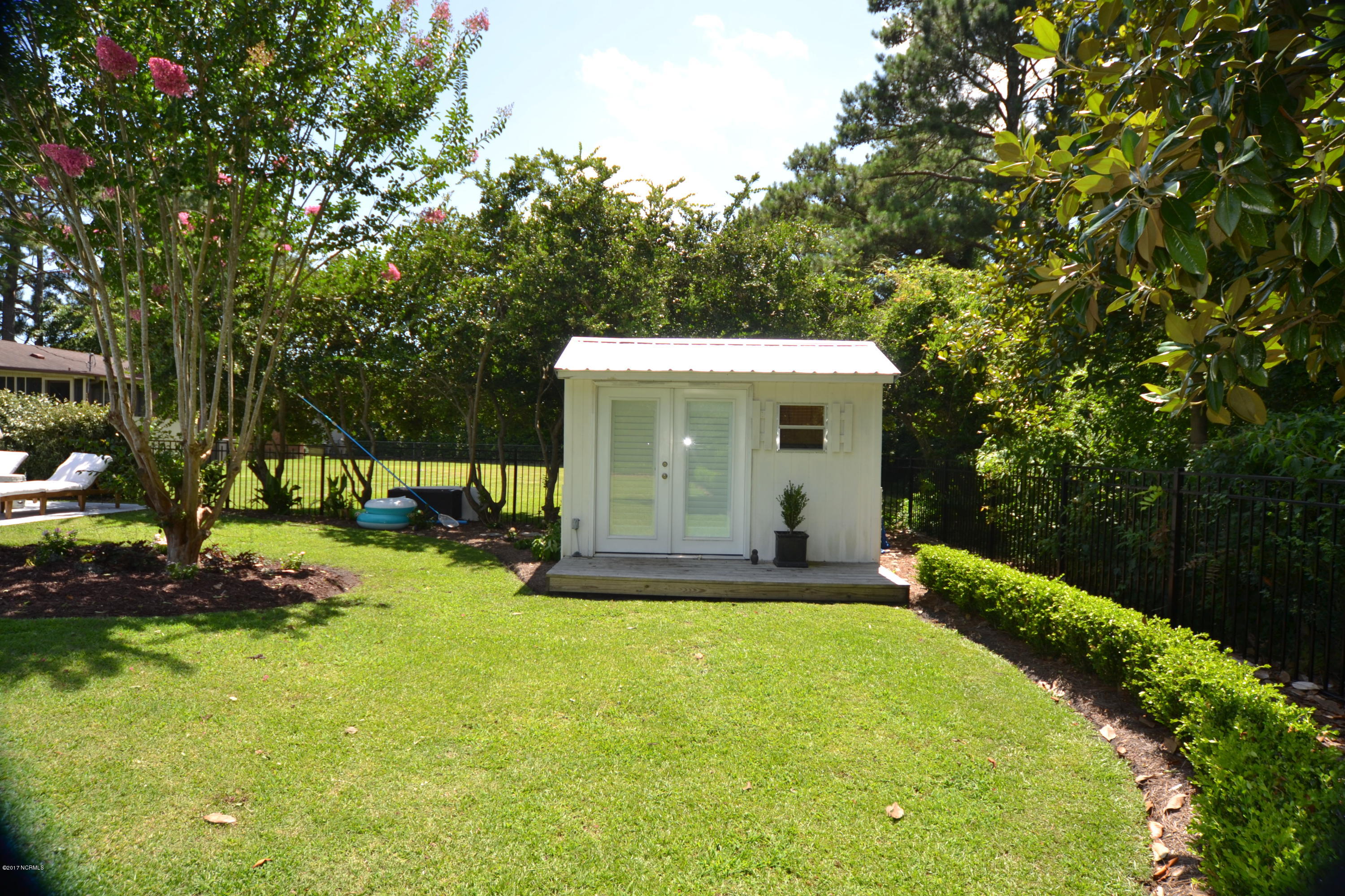 213 Bretonshire Road Wilmington, NC 28405 - Photo 17 of 26 Multi-Use Shed