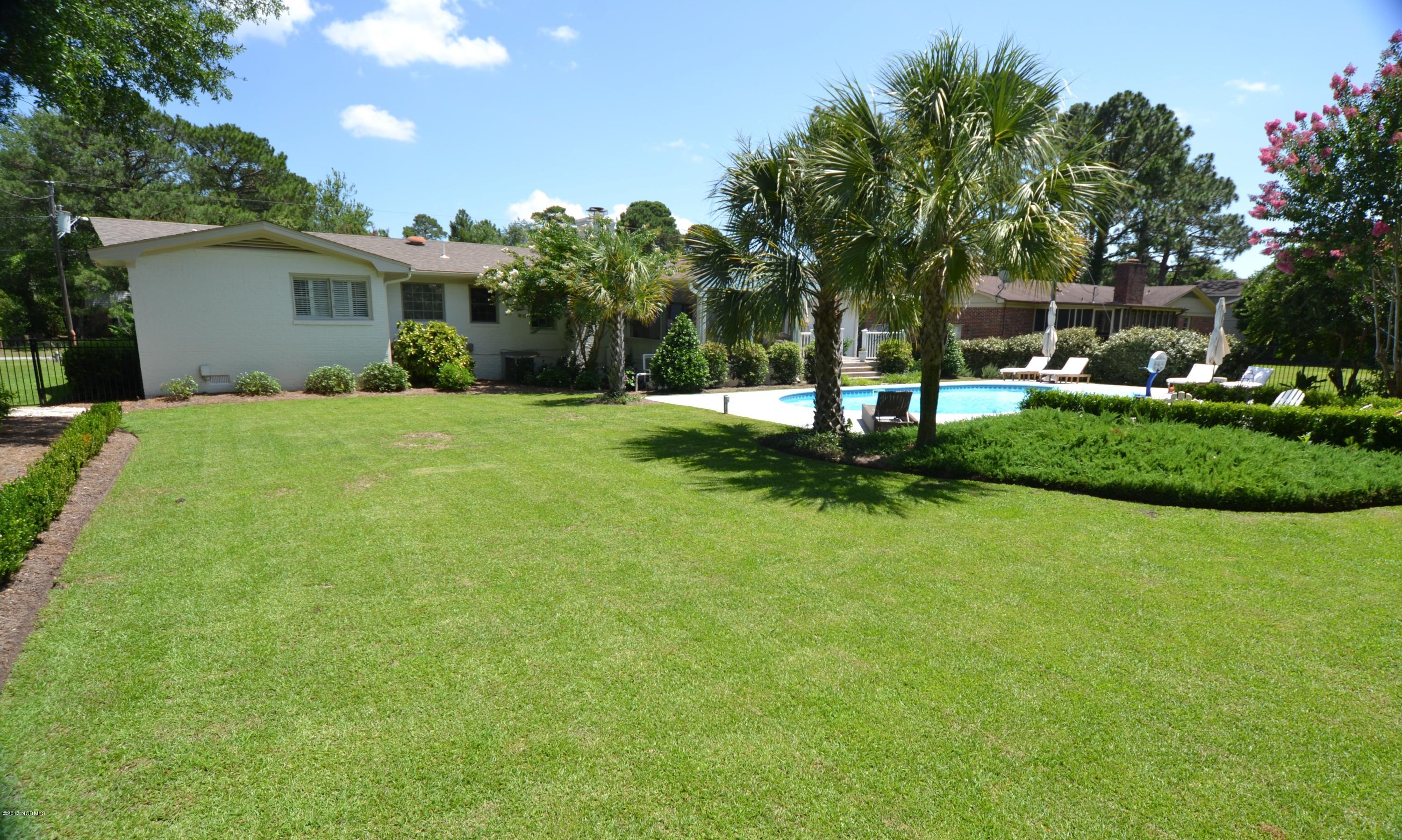 213 Bretonshire Road Wilmington, NC 28405 - Photo 19 of 26 Back Yard Oasis
