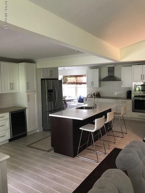213 Bretonshire Road Wilmington, NC 28405 - Photo 3 of 26 Kitchen