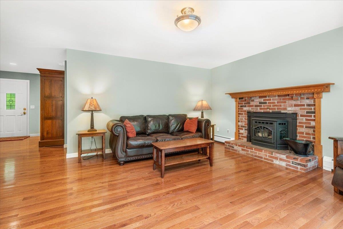 17 Winslow Farm Road Hudson, NH 03051 - Photo 13 of 40
