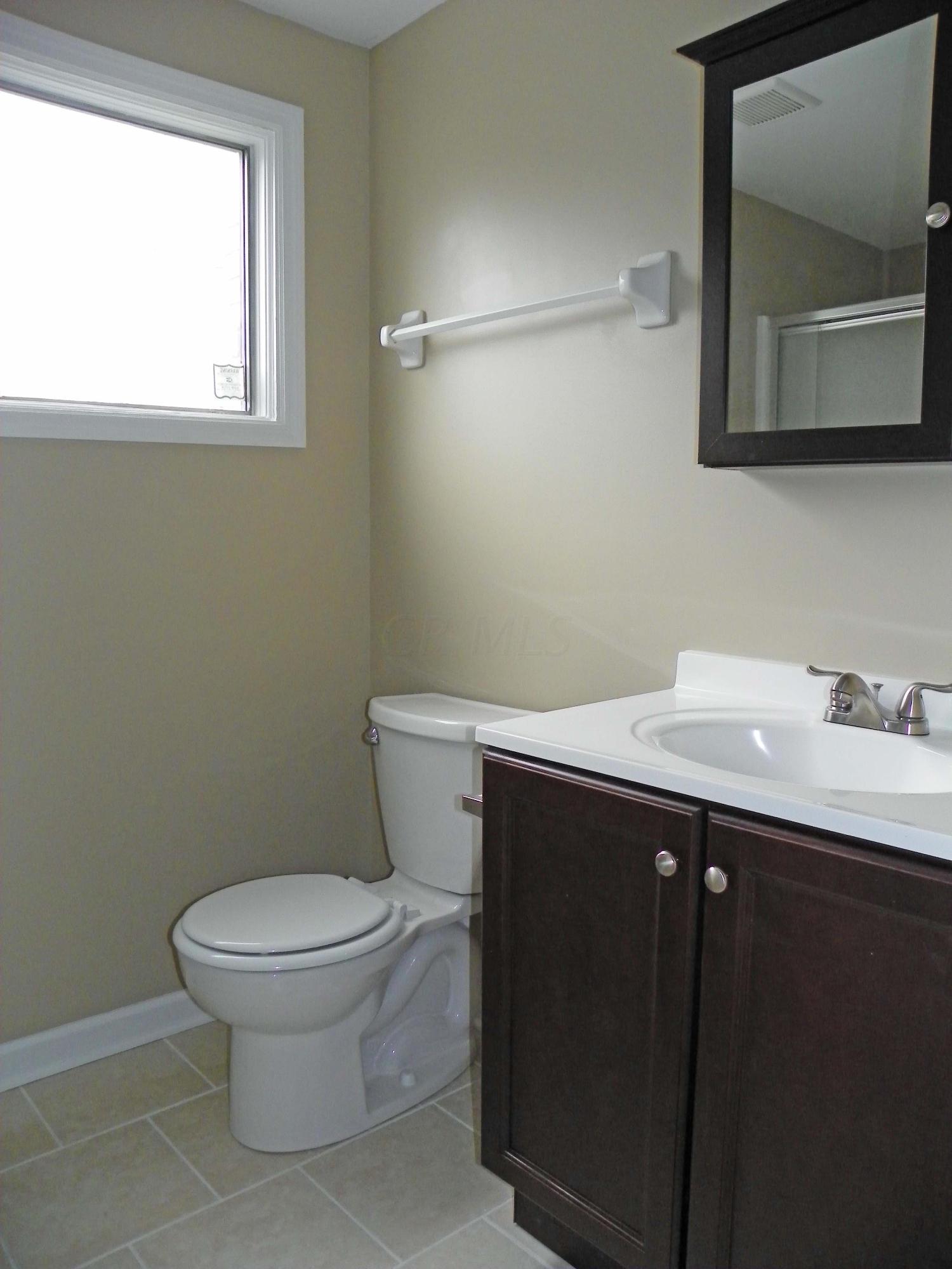 65 North Gould Road Columbus, OH 43209 - Photo 22 of 28