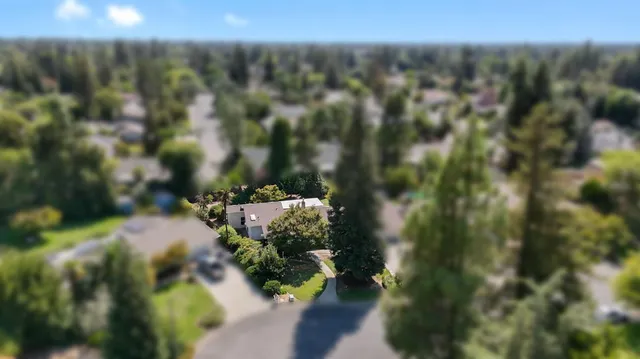 $630,000 | 2641 West Paul Avenue, Fresno, CA 93711