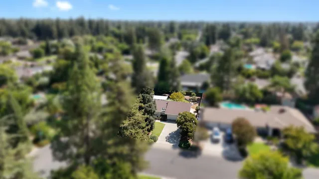 $630,000 | 2641 West Paul Avenue, Fresno, CA 93711