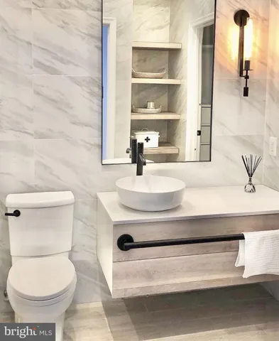 $3,200 | 2665 Prosperity Avenue, Unit 434, Fairfax, VA 22031