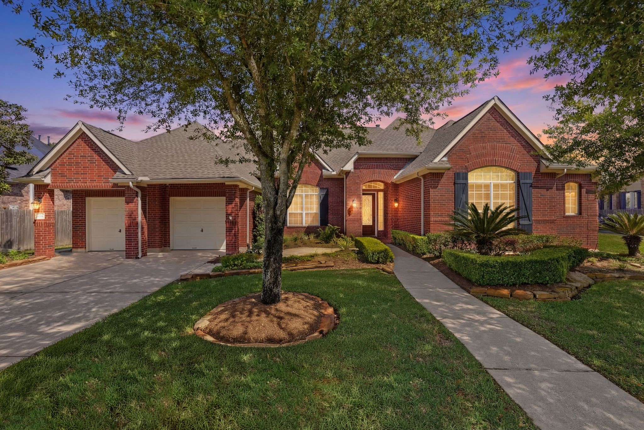 WELCOME HOME! Talk about curb appeal!
