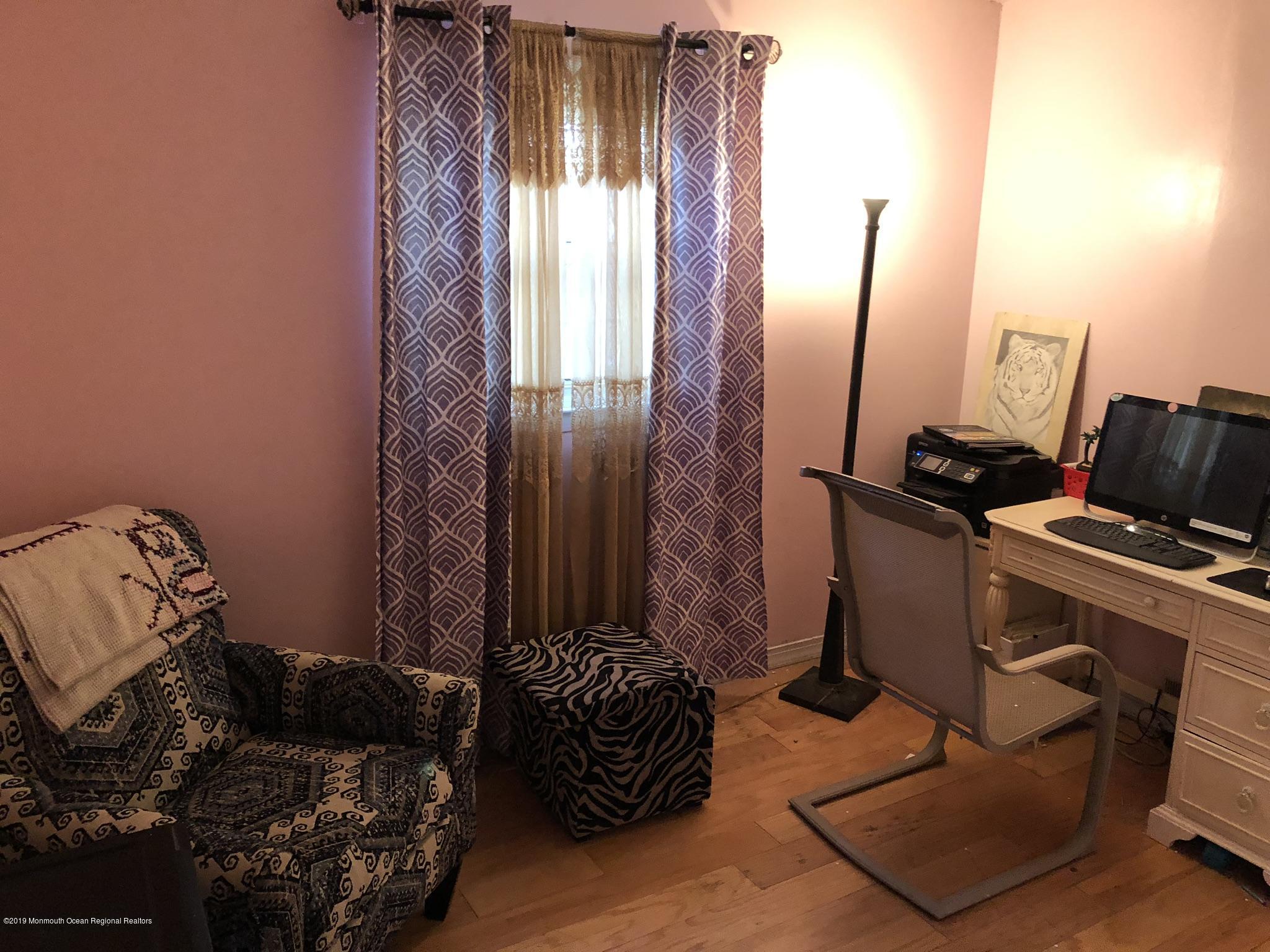 41 Glen Road Howell, NJ 07731 - Photo 5 of 8 41DE630B-CACE-4881-B795-A84514C4B0C4