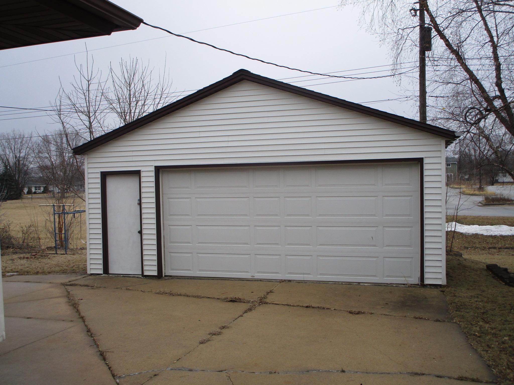 1426 5th Avenue Southwest Rochester, MN 55902 - Photo 20 of 22 Gallery Image 20