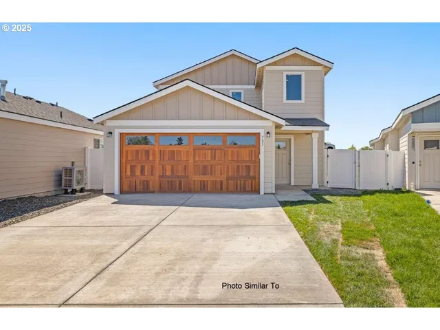 $294,900 | 825 Tinley Street, Stanfield, OR 97875