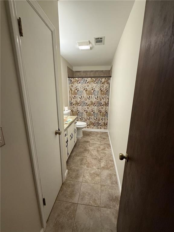 1565 Shoal Creek Road Cleveland, GA 30528 - Photo 25 of 38 a view of a hallway with windows