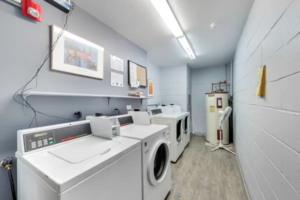 $175,000 | 7908 West North Avenue, Unit 201C, Elmwood Park, IL 60707