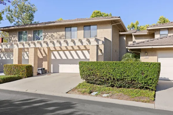 $724,900 | 924 Sandberg Lane, Ventura, CA 93003