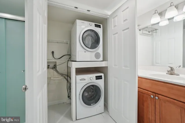 a view of balcony with city view