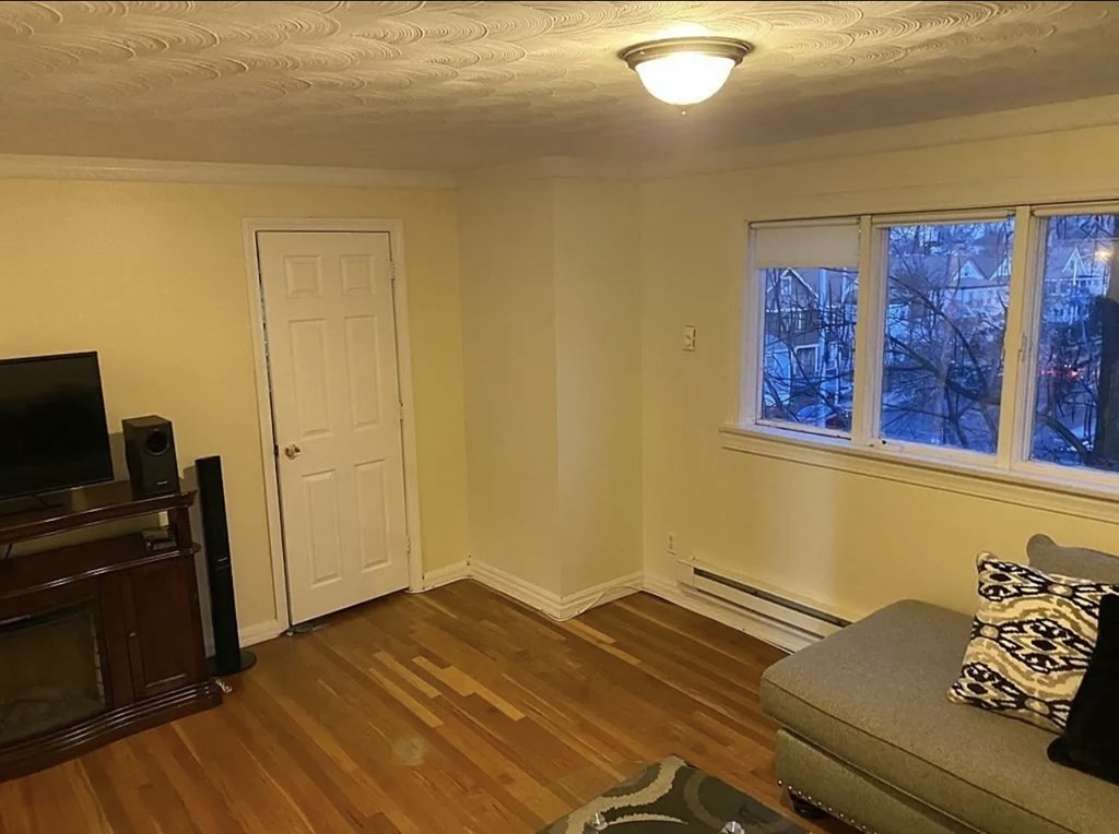528 Ferry Street Everett, MA 02149 - Photo 5 of 15