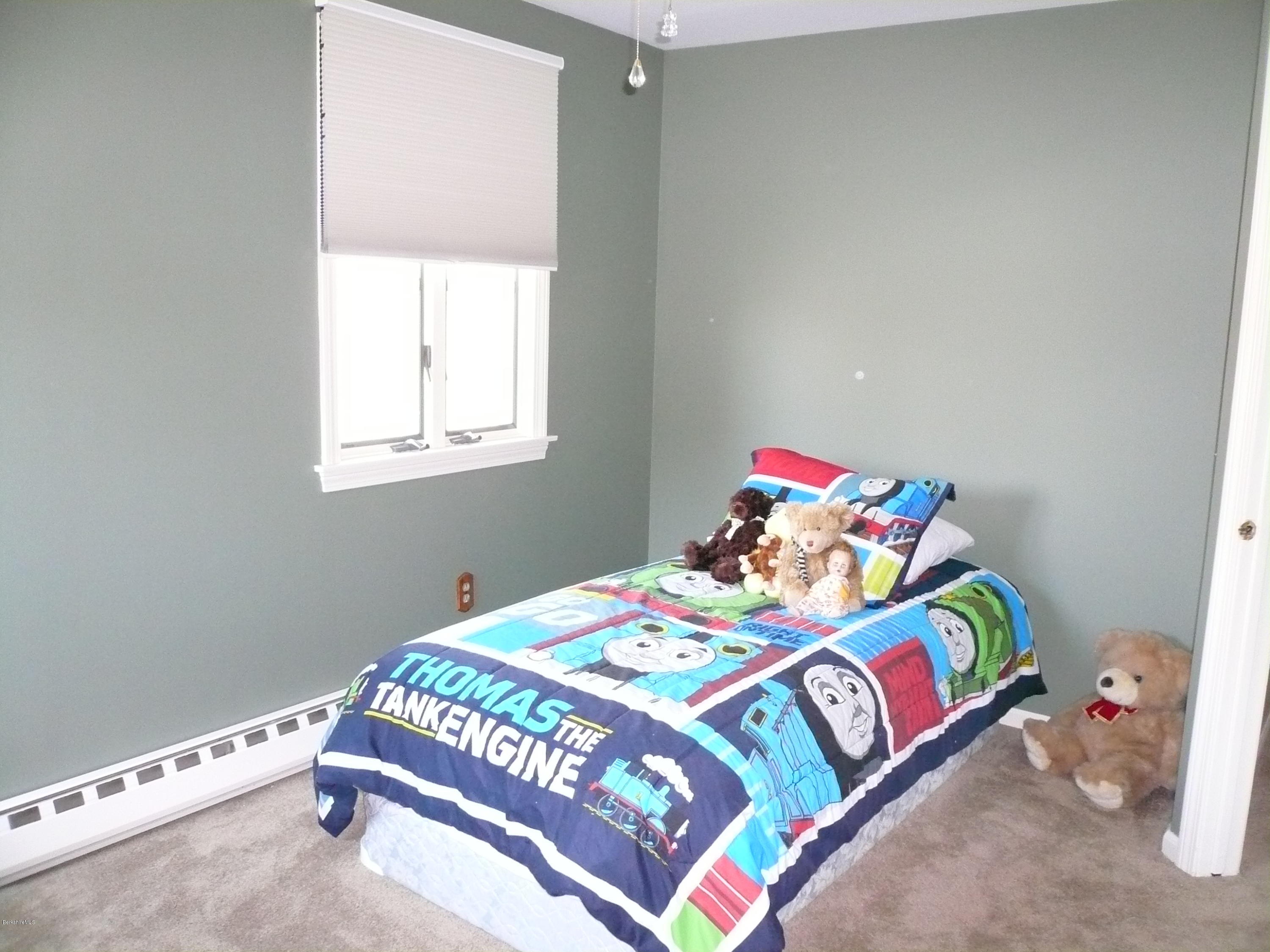 155 Valentine Road Pittsfield, MA 01201 - Photo 33 of 50 bedrm 2