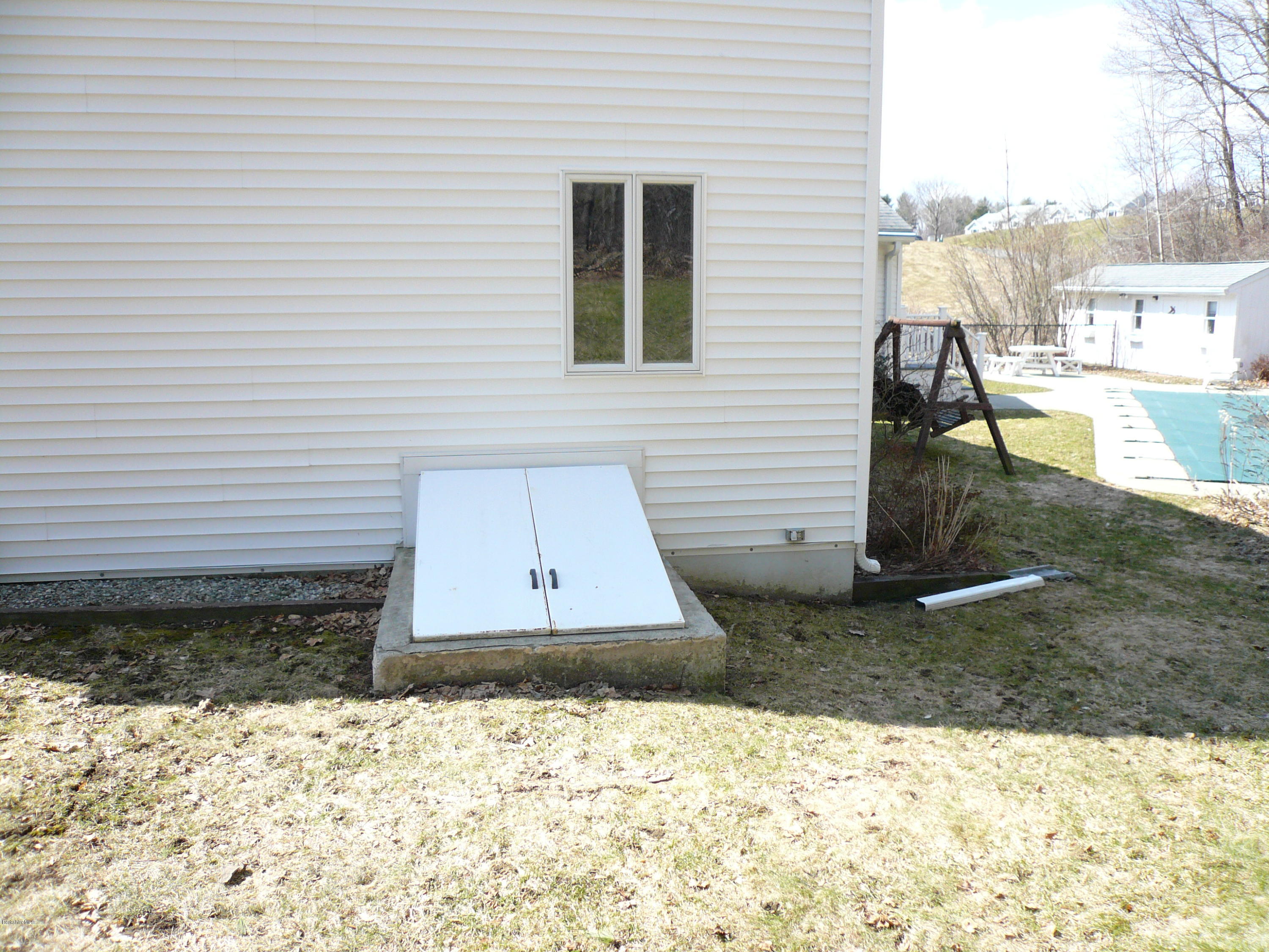 155 Valentine Road Pittsfield, MA 01201 - Photo 47 of 50 P1030606