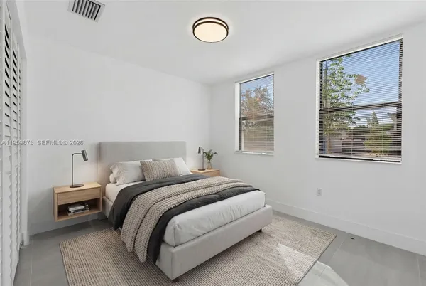 $825,000 | 10315 Southwest 176th Street, Miami, FL 33157