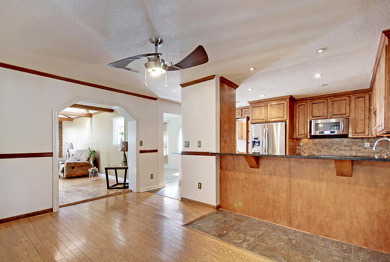 107 Rosa Street Summerville, SC 29483 - Photo 14 of 30 IMG_0364_IMG_0369-copy