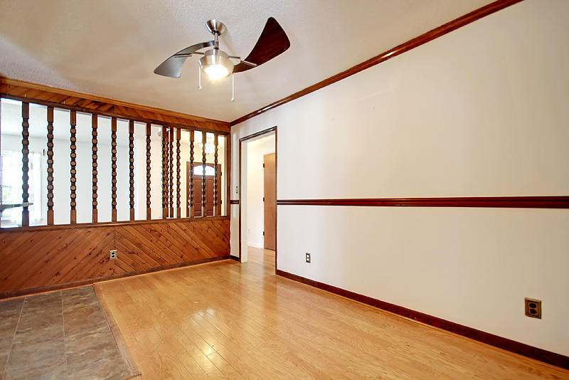 107 Rosa Street Summerville, SC 29483 - Photo 15 of 30 IMG_0372_IMG_0379-copy