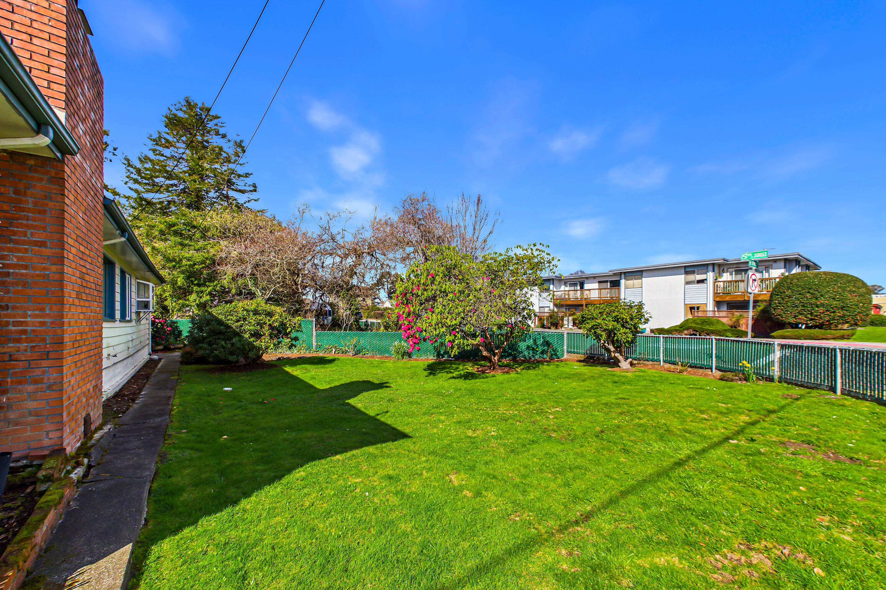 491 H Street Arcata, CA 95521 - Photo 32 of 41