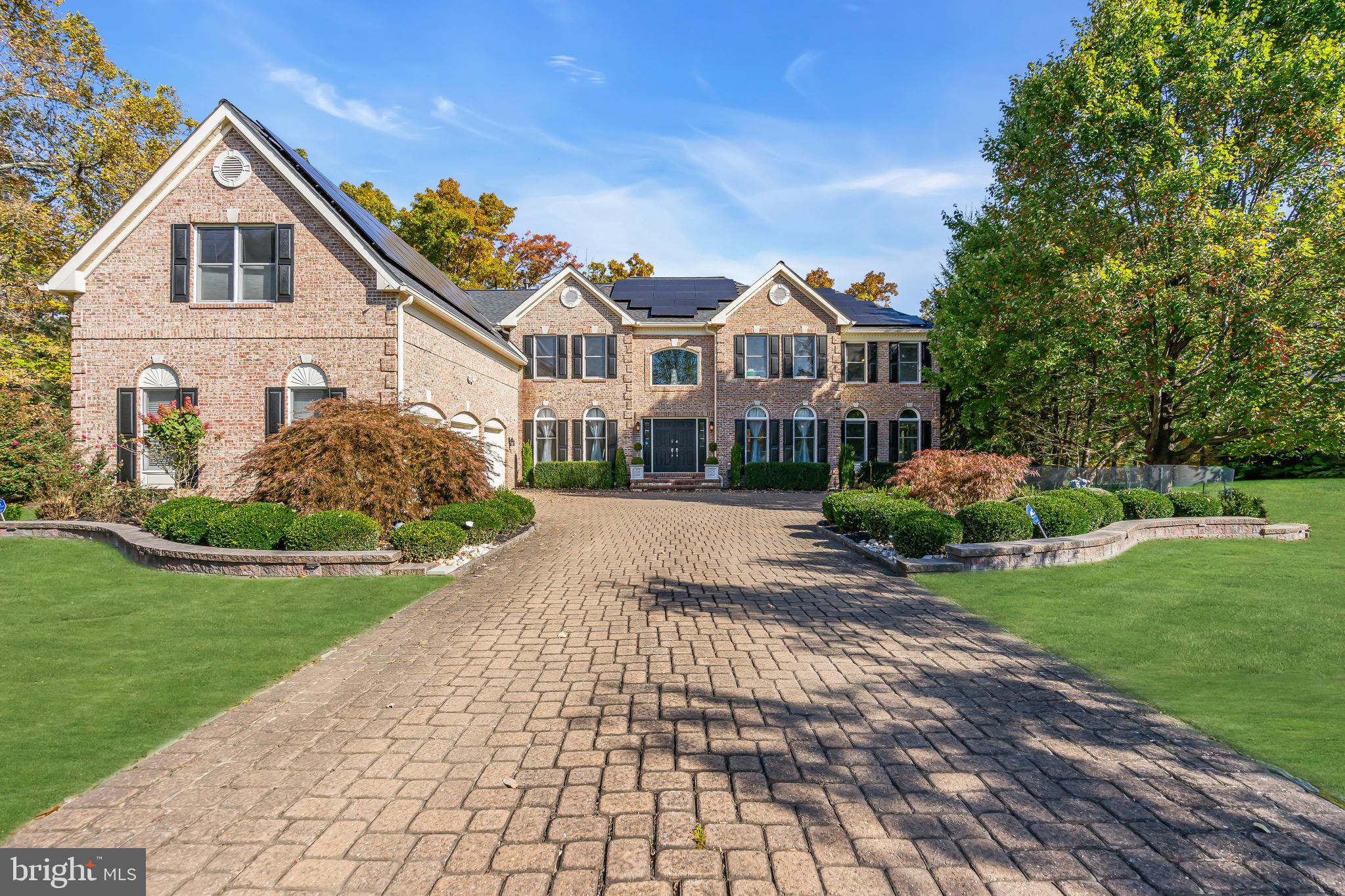 62 Stone Cliff Road Princeton, NJ 08540 - Photo 2 of 61 Driveway