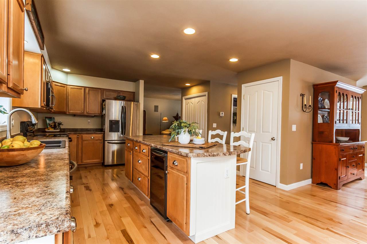 297 Hoit Road Concord, NH 03301 - Photo 13 of 40