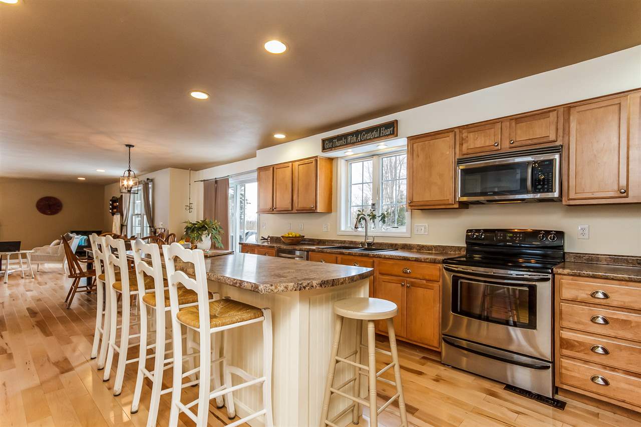 297 Hoit Road Concord, NH 03301 - Photo 15 of 40