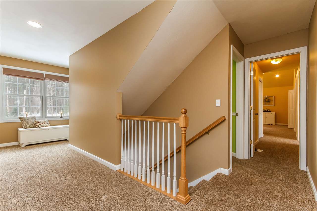 297 Hoit Road Concord, NH 03301 - Photo 17 of 40