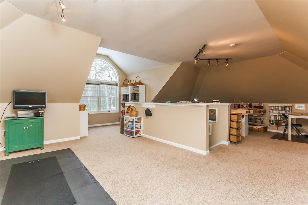 297 Hoit Road Concord, NH 03301 - Photo 26 of 40