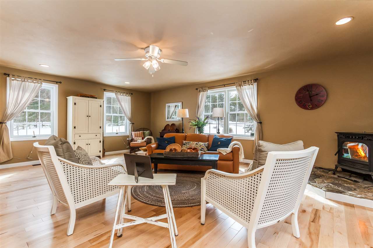 297 Hoit Road Concord, NH 03301 - Photo 6 of 40