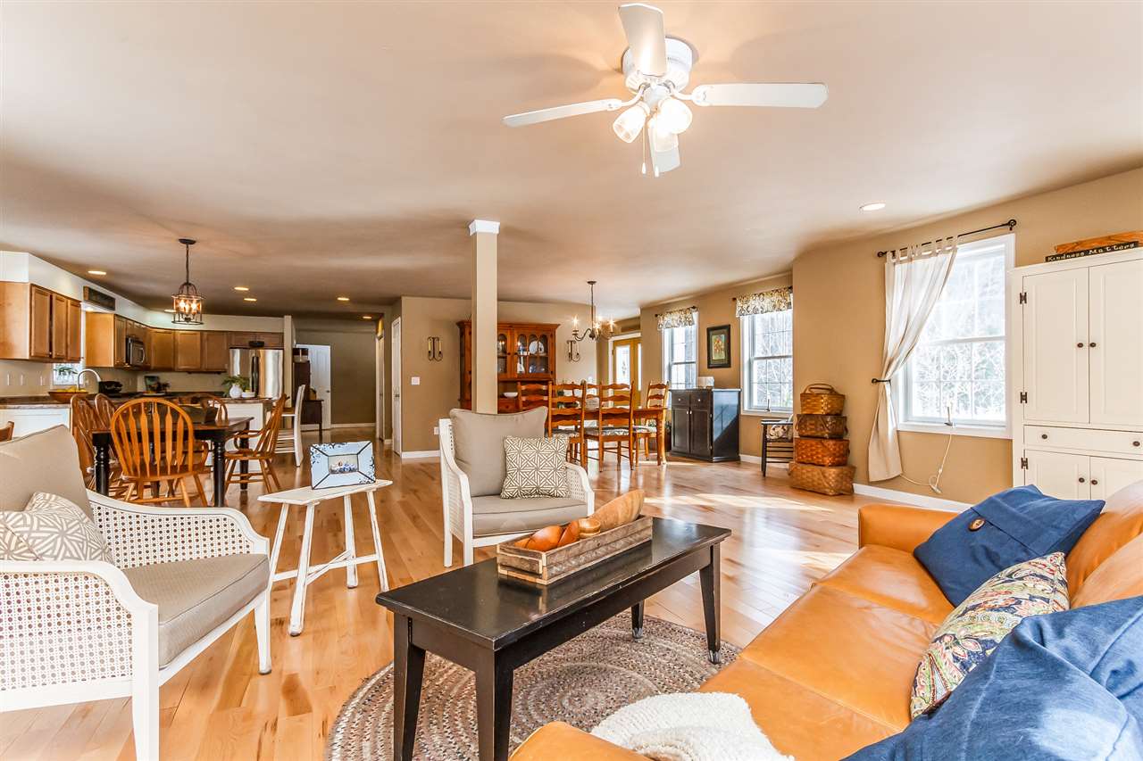 297 Hoit Road Concord, NH 03301 - Photo 7 of 40