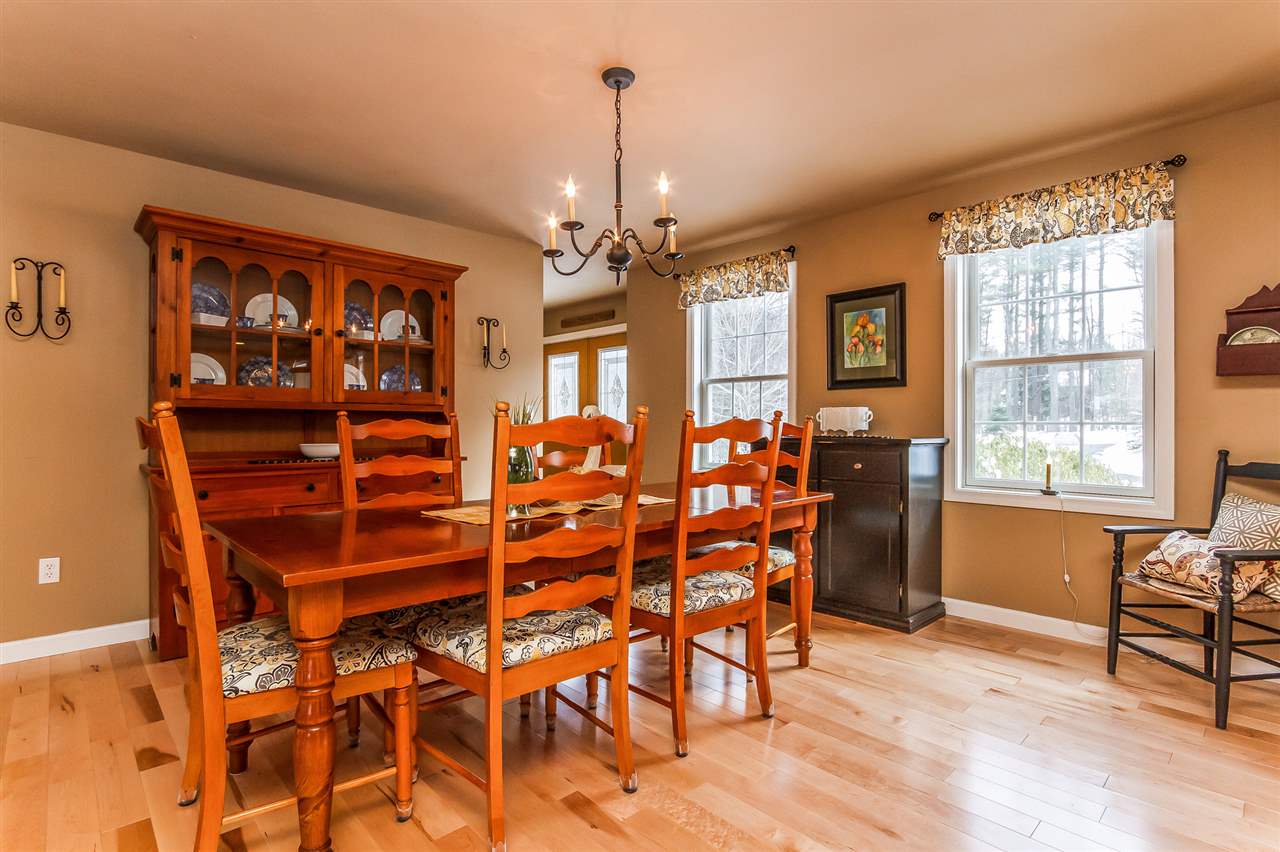 297 Hoit Road Concord, NH 03301 - Photo 10 of 40