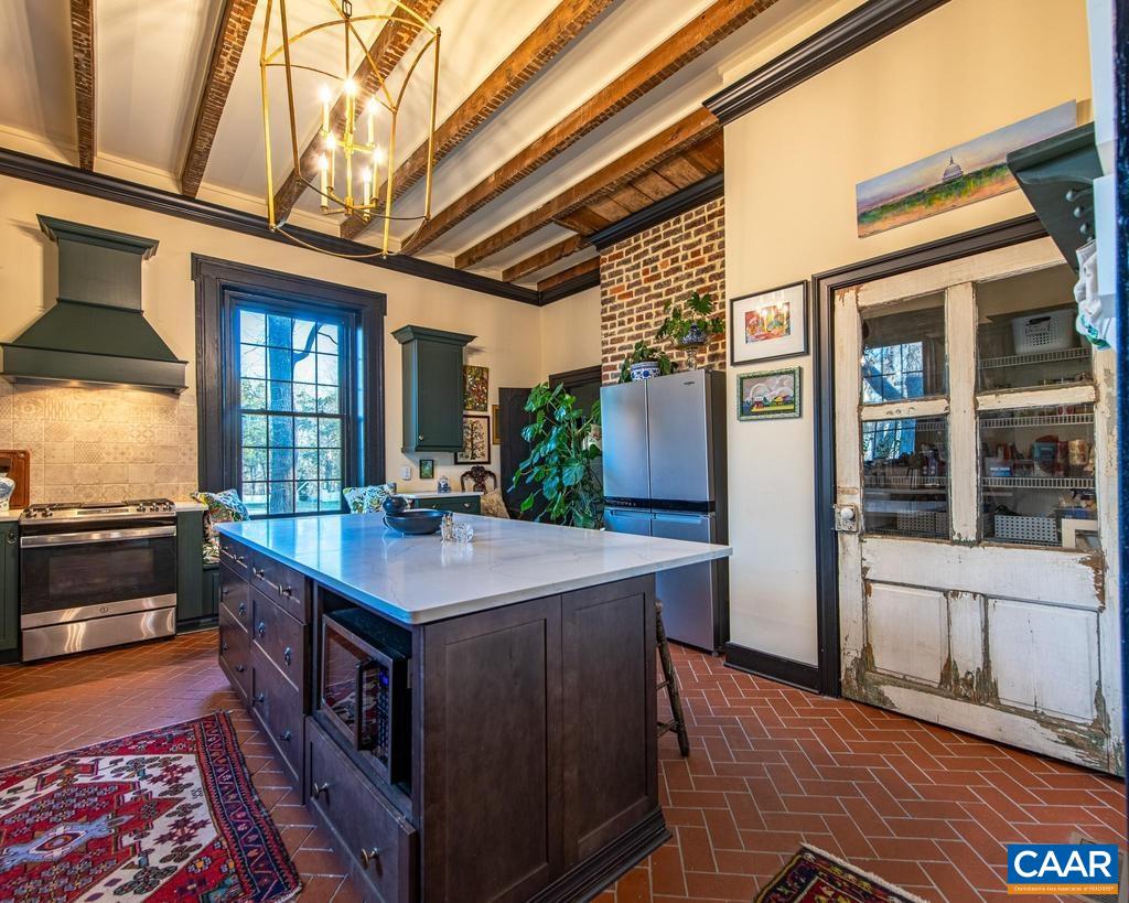 145 Ampthill Road Cartersville, VA 23027 - Photo 15 of 61