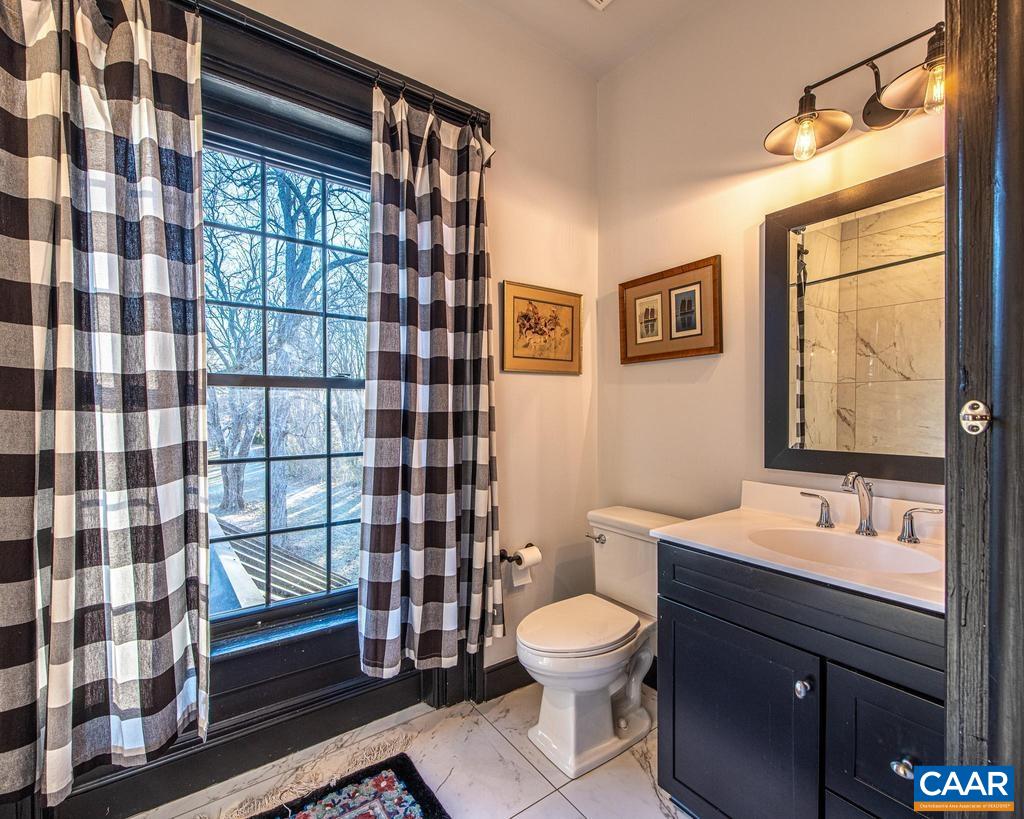 145 Ampthill Road Cartersville, VA 23027 - Photo 38 of 61