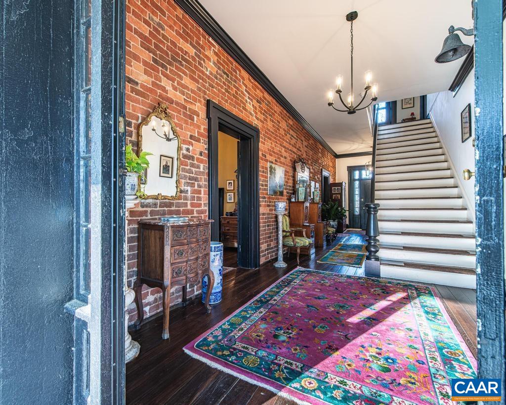 145 Ampthill Road Cartersville, VA 23027 - Photo 4 of 61